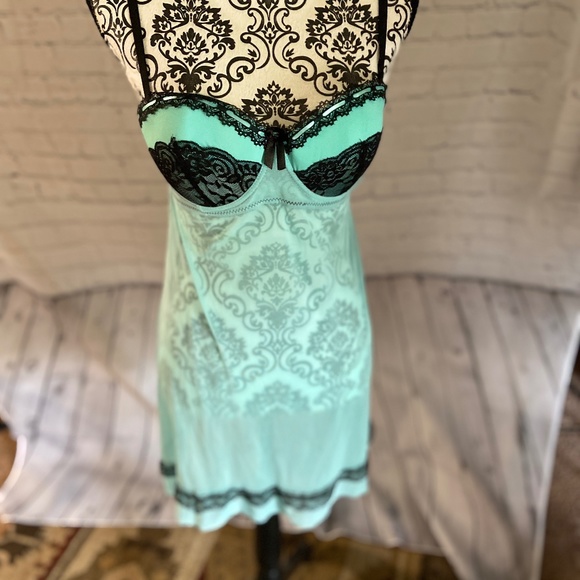 black fuchsia Other - WOMEN'S SIZE LARGE CHEMISE LINGERIE SEA FOAM GREEN BLACK TRIM